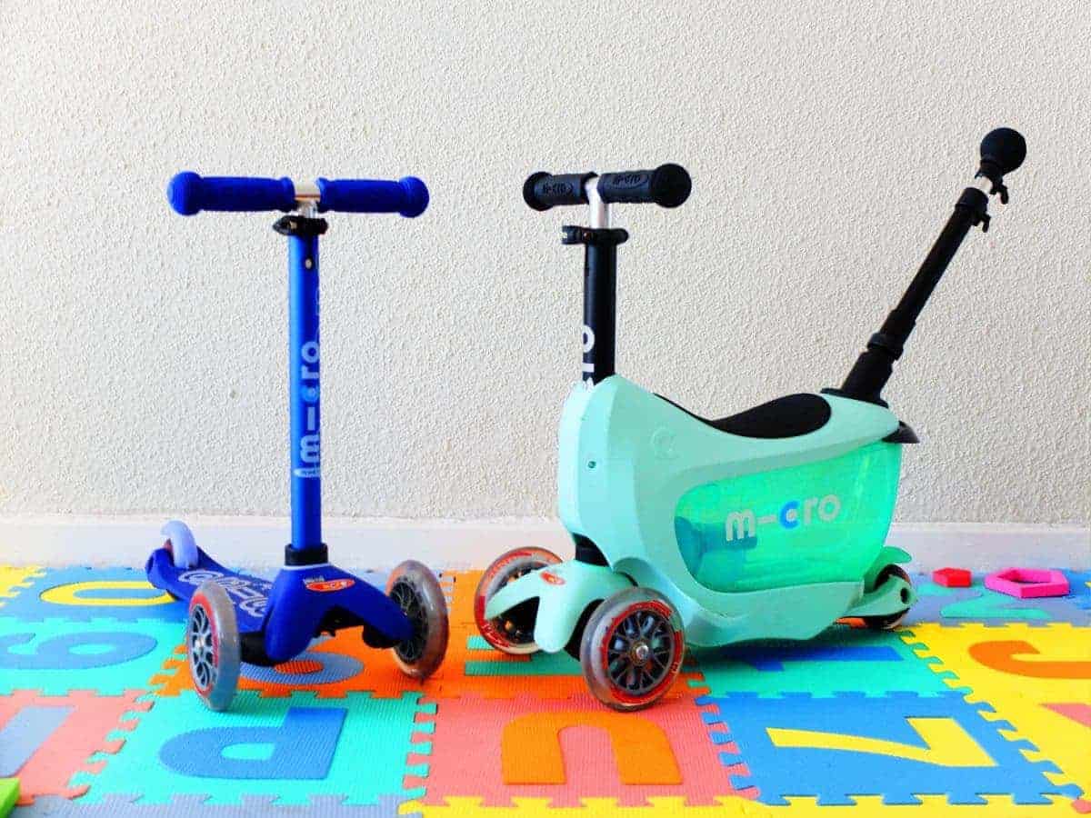 Microscooters - Pale Green & Deep Blue