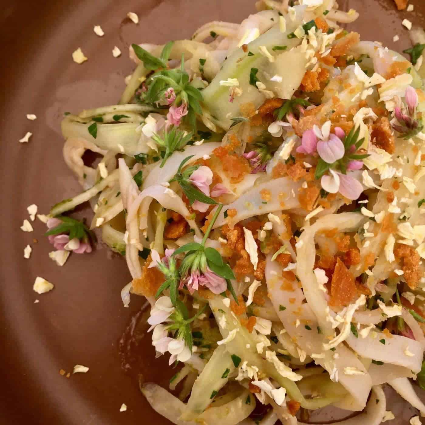 Starter squid spagetti