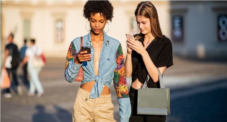 Title Style Pieces to Travel Fashionably Without Spending a Dollar